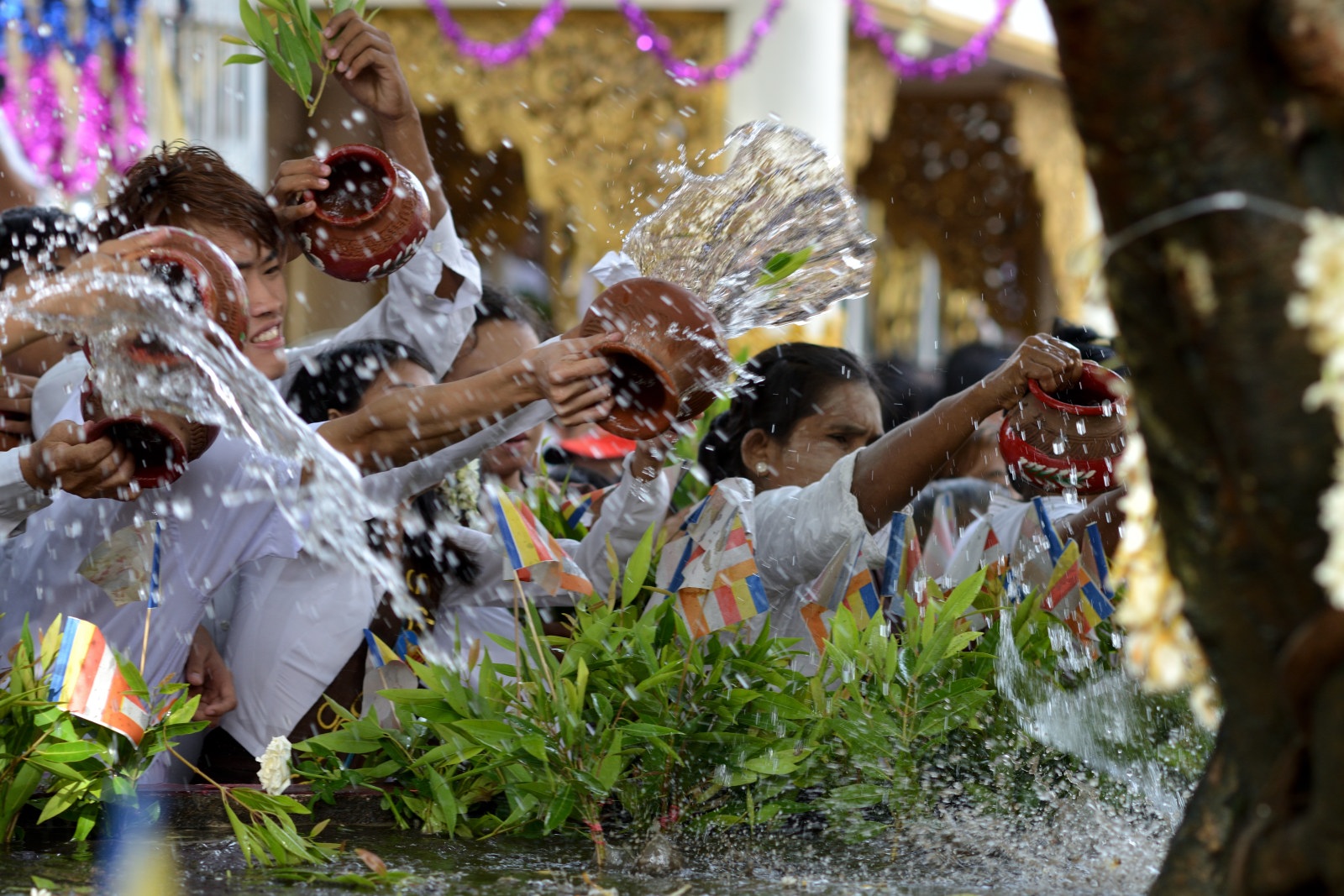 Celebrations and Festivals: Kason, the ritual of water